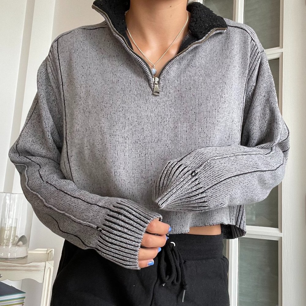 Gray Cropped Sweatshirt